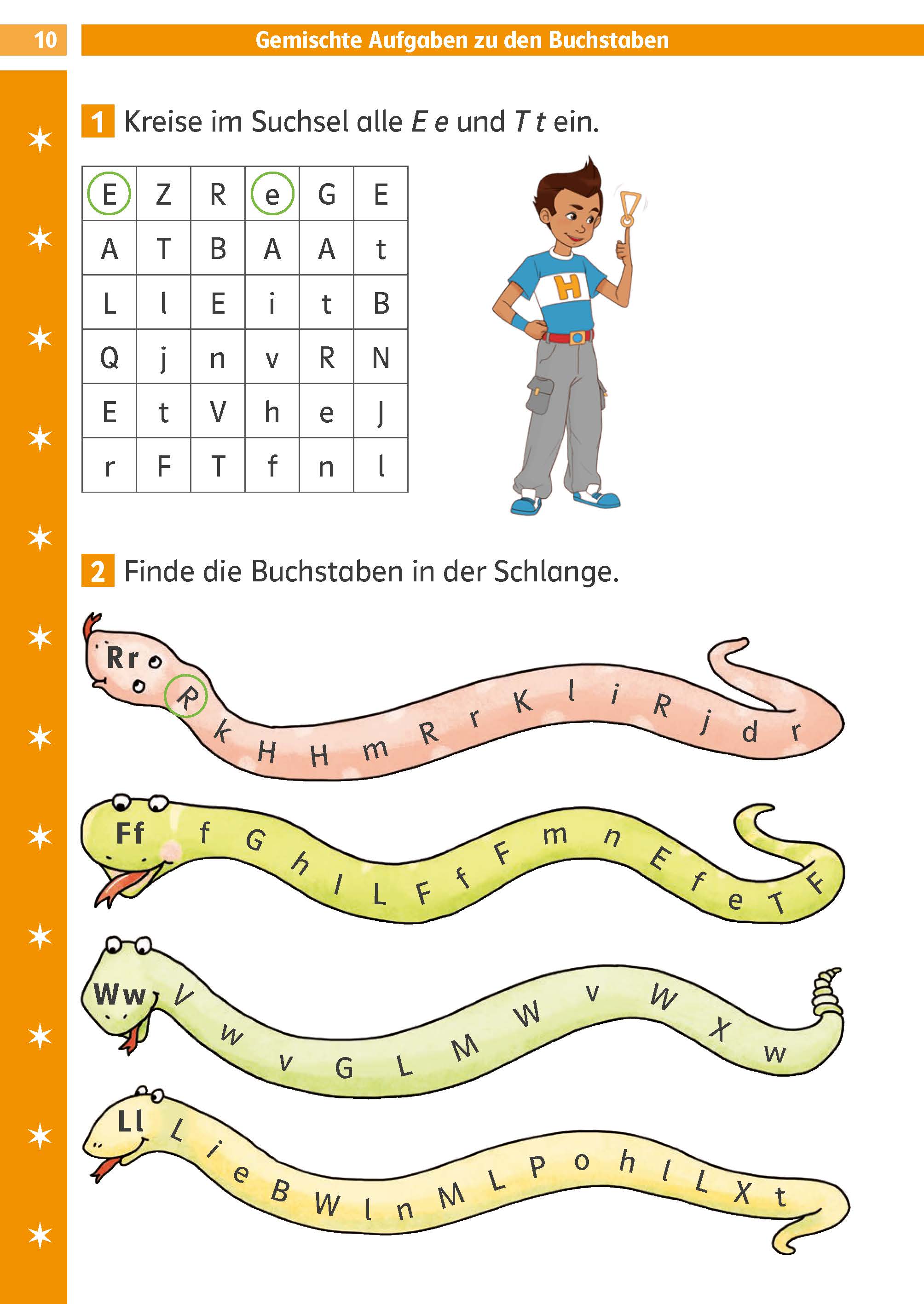 Klett Die Deutsch-Helden: Lesen und schreiben 1. Klasse Ein deutsches Arbeitsblatt für Kinder fordert dazu auf, alle E- und T-Buchstaben in einem Raster einzukreisen und bestimmte Buchstaben in abgebildeten Schlangen zu finden. Ein Junge steht neben dem Raster.