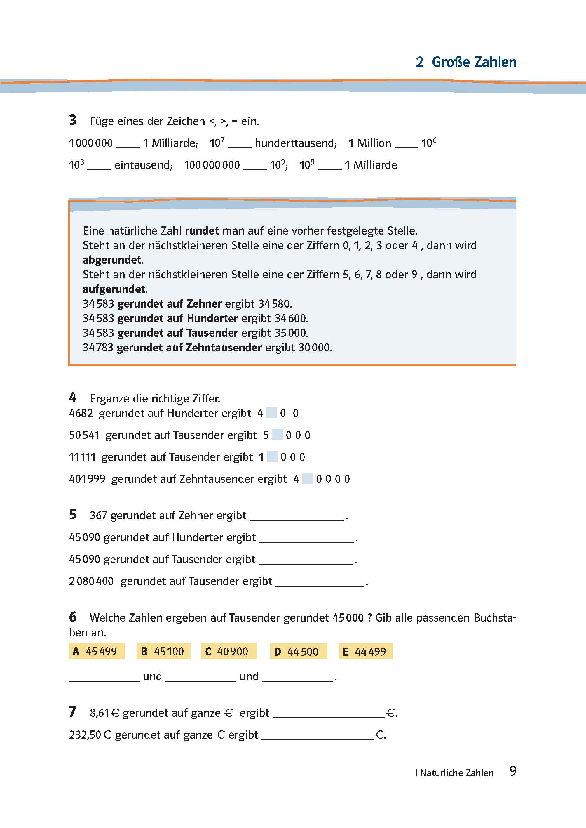 Lambacher Schweizer 1 - Das Trainingsbuch zum Lehrbuch Ein deutsches Arbeitsblatt für Mathematik erklärt, wie man Zahlen auf Zehner, Hunderter, Tausender und Zehntausender aufrundet, mit Beispielen und Aufgaben zum Ausfüllen.